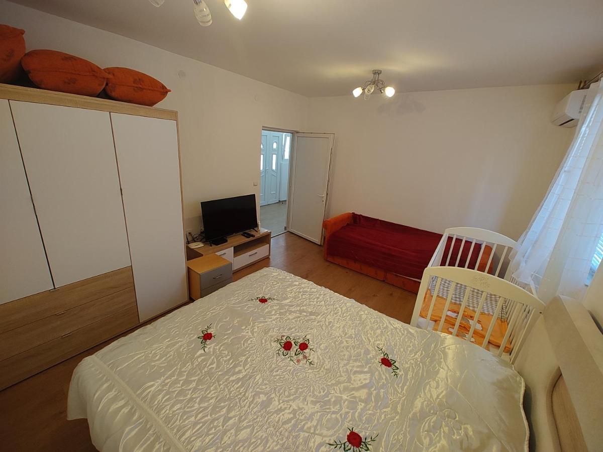 Apartman Anastasija Surčin Zewnętrze zdjęcie